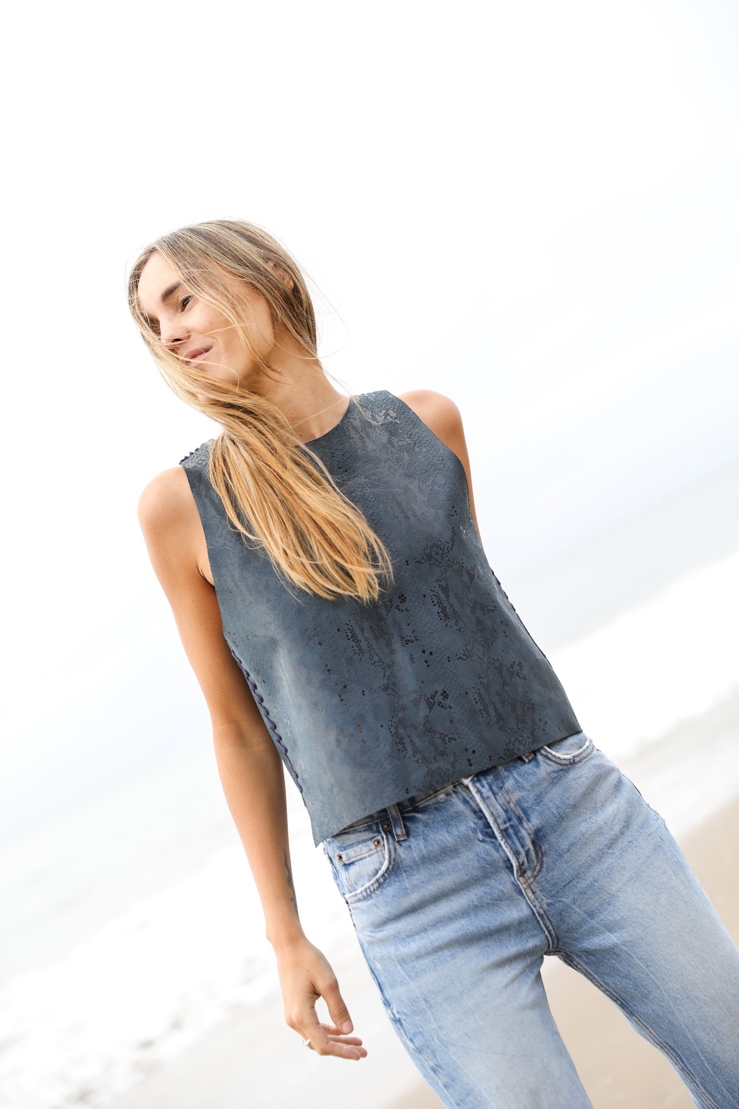 TOP JUNITO CROCO | Cuero Azul